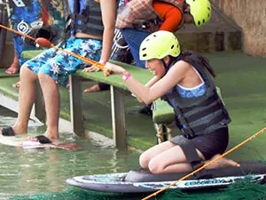 Learning wakeboarding is more fun in Davao wakeboarding kneeboard